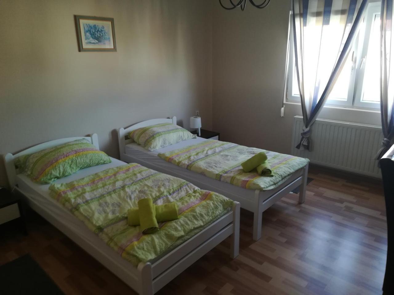 Apartman Srce Apartment Дарувар Екстериор снимка